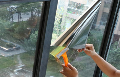 Hướng dẫn cách dán giấy dán kính chống nắng chuẩn đẹp tại nhà